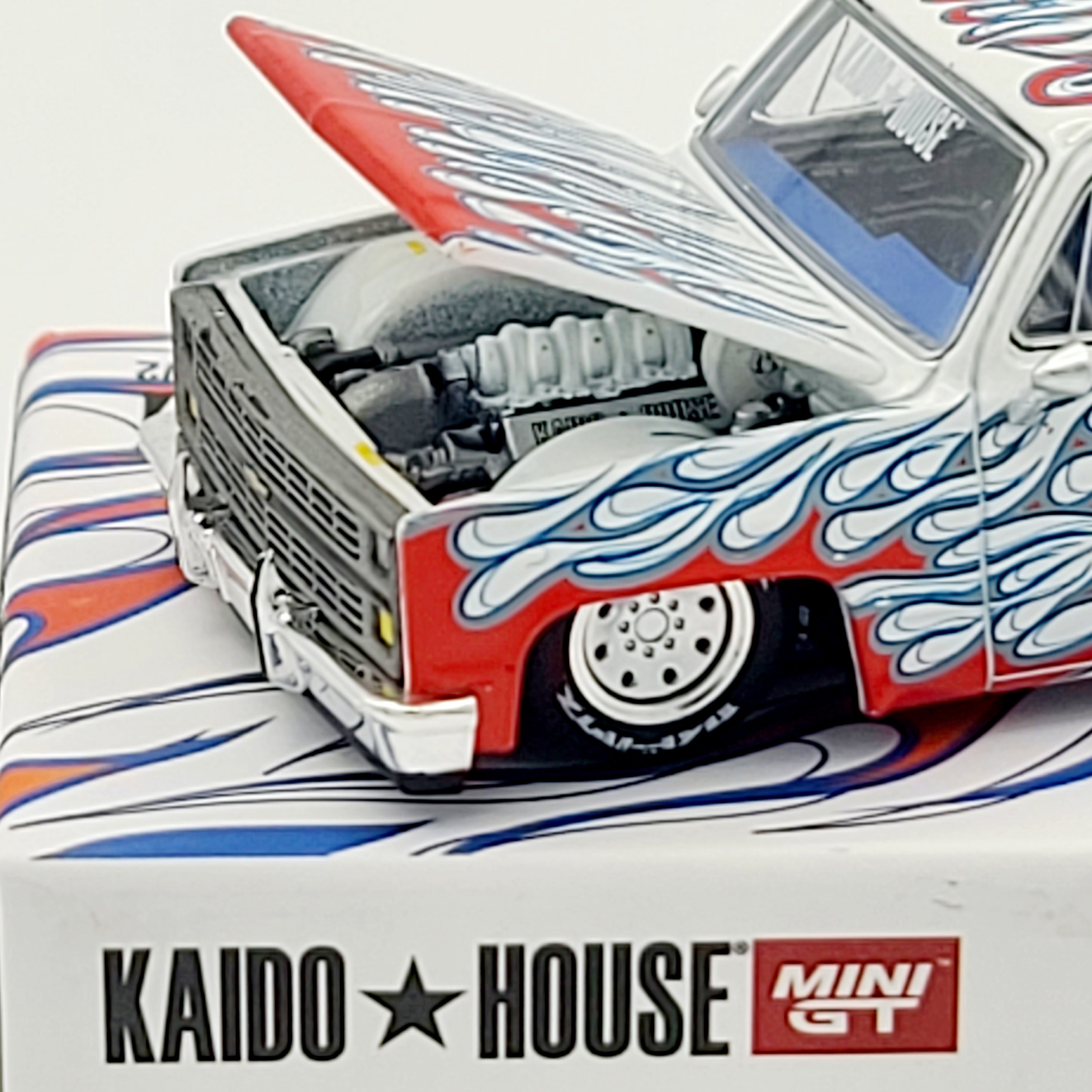 Kaido House x Mini GT Chevrolet Silverado Dually On Fire V2 - 1:64 scale (2025 Limited Edition)